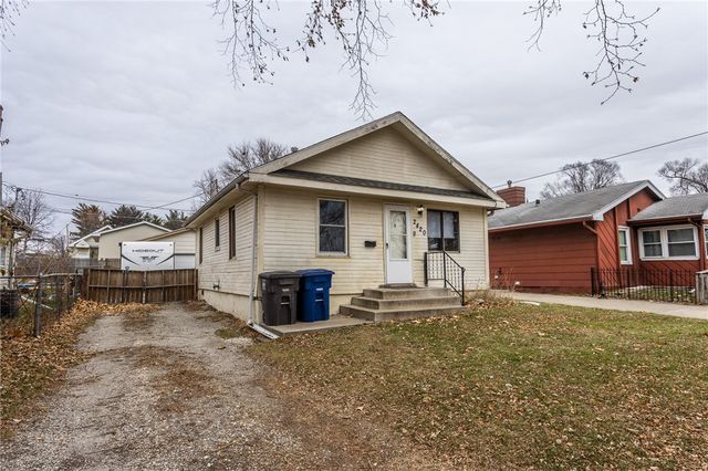 2420 Garfield Ave, Des Moines, IA 50317