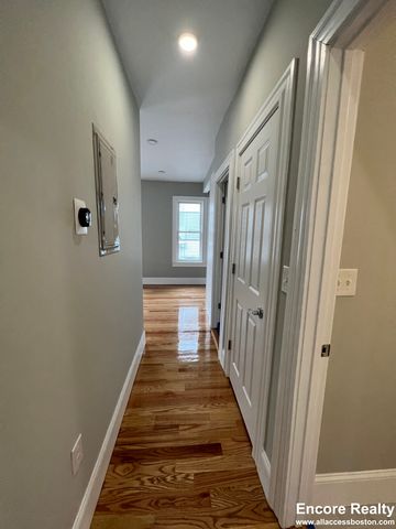 73 Pearl St   #4, Somerville, MA 02145