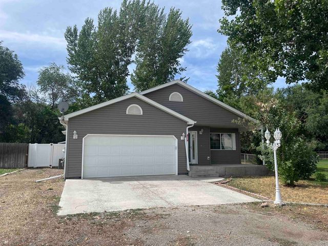 1202 Normandy Rd, Montrose, CO 81403