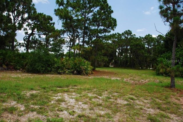 461 Boundary Blvd, Rotonda West, FL 33947