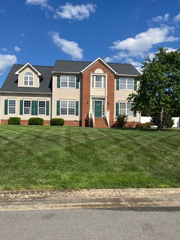 124 Point Hollow Pl, Richmond, VA 23227
