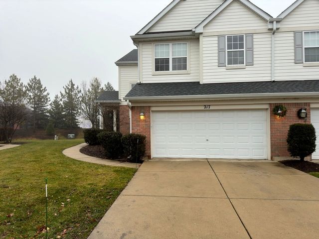 217 Westminster Dr, Bloomingdale, IL 60108