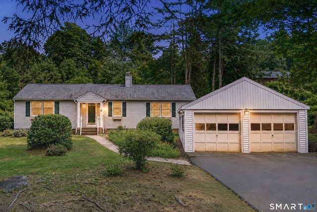 8 Mixville Road, Prospect, CT 06712
