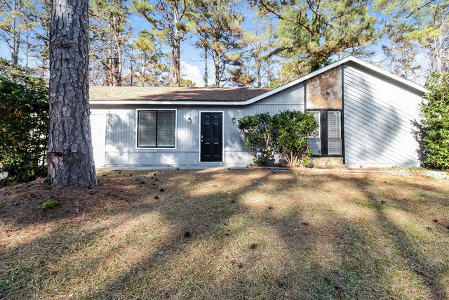 5446 Forest East Ln, Stone Mountain, GA 30088