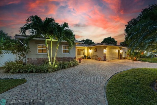 8742 NW 18th Ct, Coral Springs, FL 33071