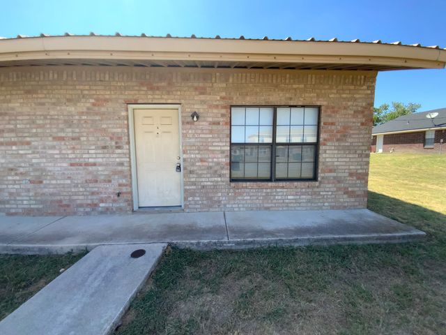 201 Meadowview Ln #A, Gatesville, TX 76528