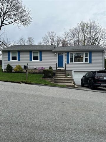 6 Lucille St, Coventry, RI 02816