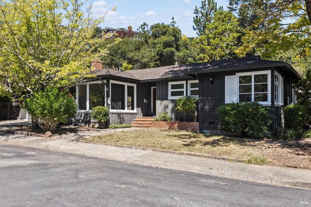 357 Oak Manor Drive, Fairfax, CA 94930