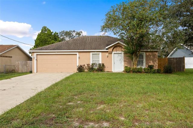 1009 Stratton Ave, Spring Hill, FL 34609