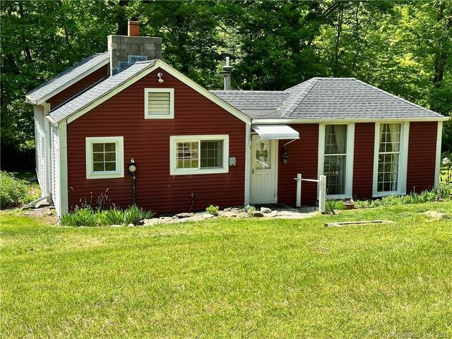242 River Rd, West Cornwall, CT 06796