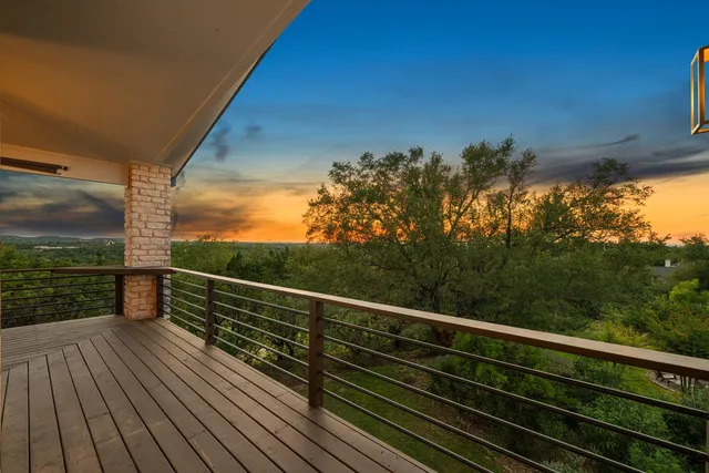 106 Confidence Cv, Lakeway, TX 78734