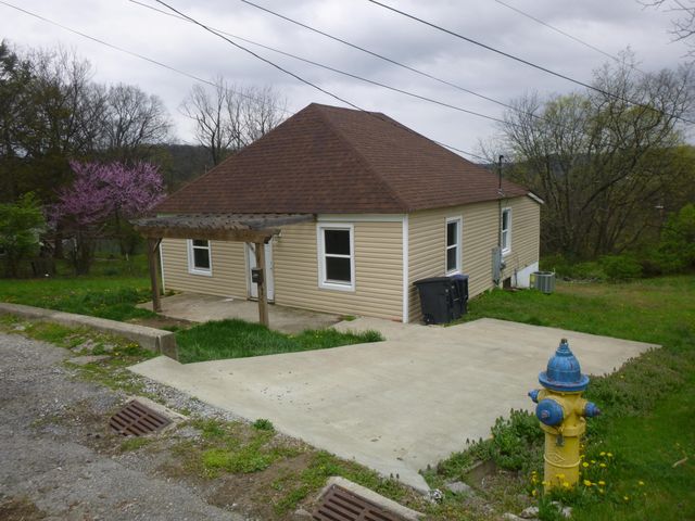 834 5th Ave, Frankfort, KY 40601