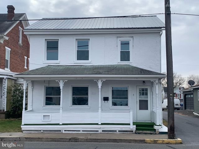 402 S  Main St, Lewistown, PA 17044