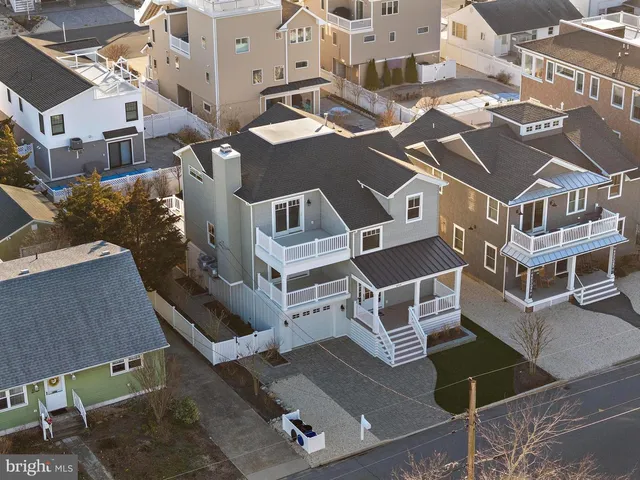 262 N  1st St, Surf City, NJ 08008