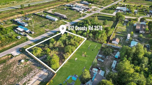 812 County Road 3570, Cleveland, TX 77327