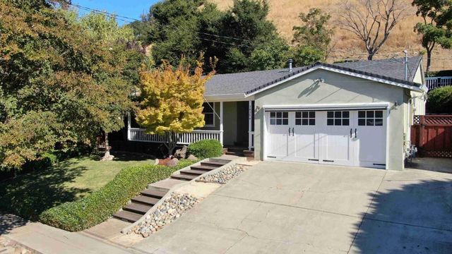 38356 Canyon Heights Dr, Fremont, CA 94536