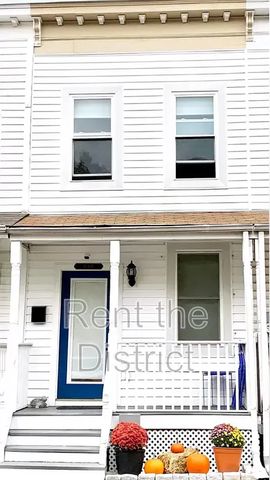 2005 Gales St NE, Washington, DC 20002