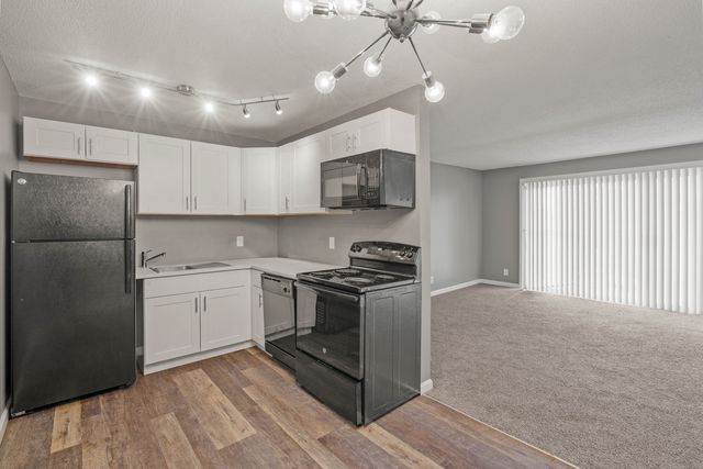 301-305 Maple Blvd #305-2, Kansas City, MO 64124
