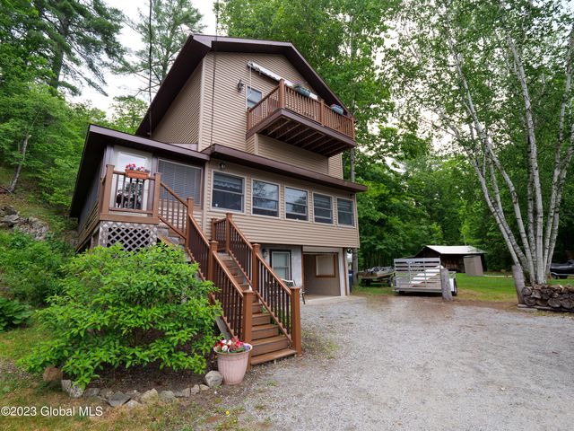 7 Lawn Court, Schroon Lake, NY 12870