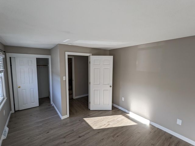 52 Mount Hope St #1, Lowell, MA 01854