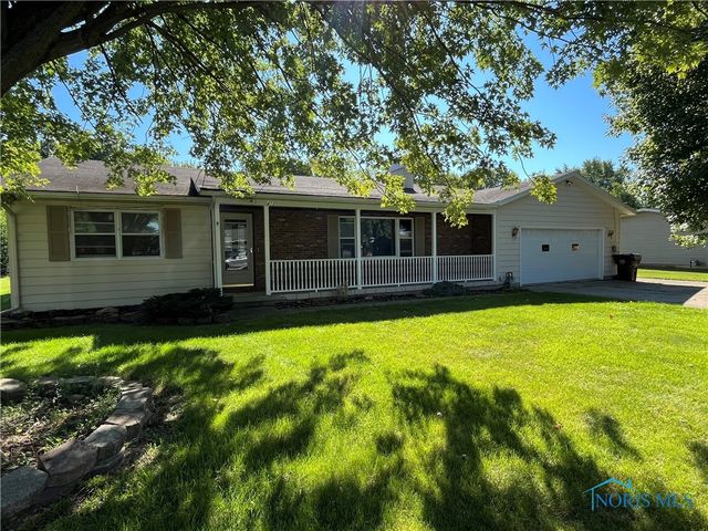 412 Grand St, Stryker, OH 43557