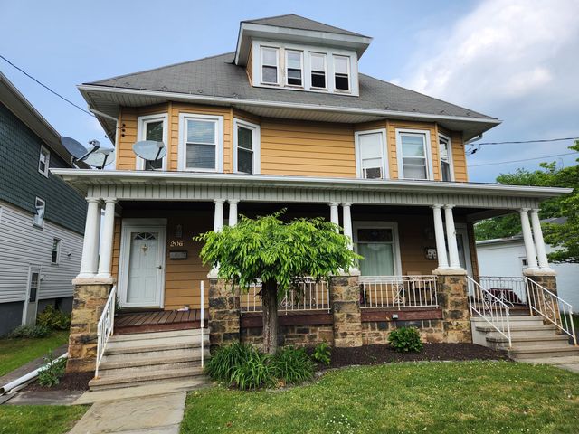 204 Exeter Ave, West Pittston, PA 18643