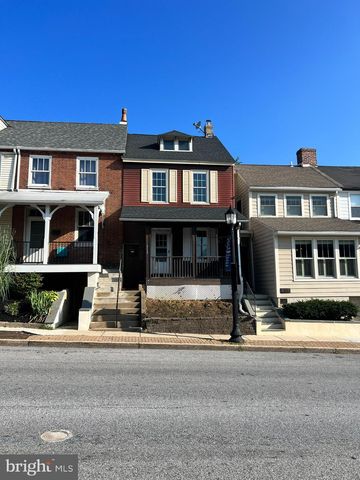315 E  State St, Kennett Square, PA 19348