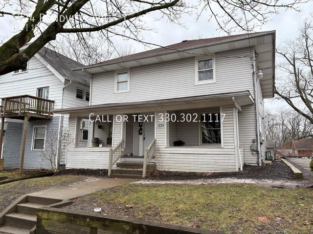 1224 Pondview Ave #1, Akron, OH 44305