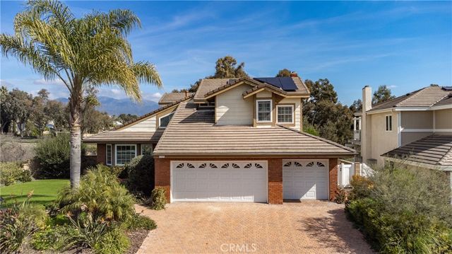 22056 Richford Dr, Lake Forest, CA 92630