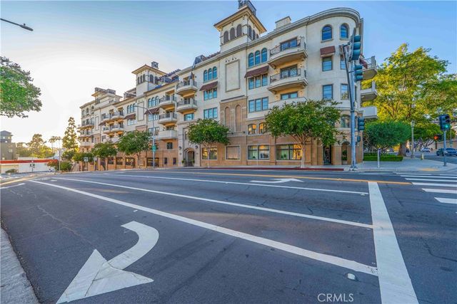 155 Cordova St #204, Pasadena, CA 91105