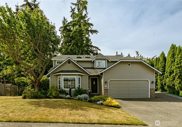 1571 SW 2nd Court, Oak Harbor, WA 98277