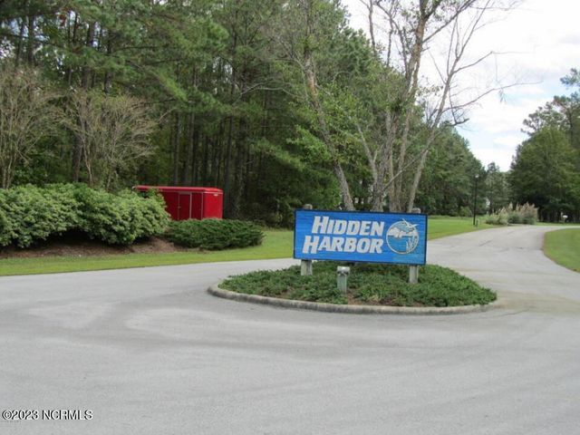 101 Hidden Harbor Lane, Beaufort, NC 28516