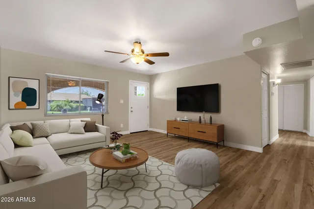 1902 E EMERALD Avenue, Mesa, AZ 85204