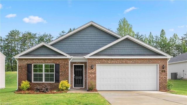 121 Greenbrier Way, Stoneville, NC 27048
