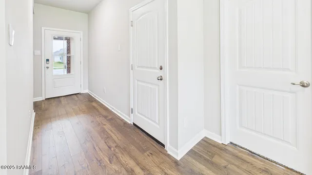 143 Cottage Cove Dr, Maurice, LA 70555