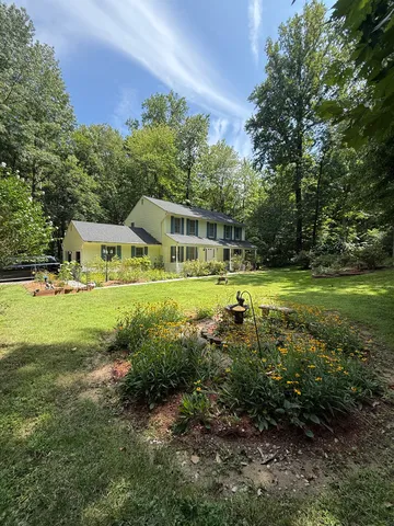 8065 Tuckers Trl, Owings, MD 20736