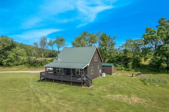 675 Braddock Rd, Athens, PA 18810
