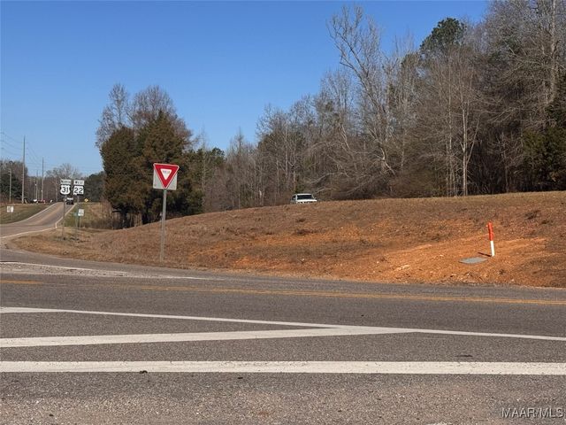 628 State Highway 22, Verbena, AL 36091