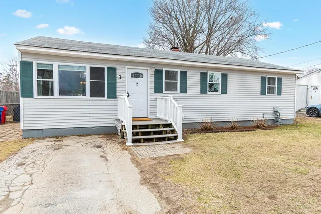 3 Logwood Street, South Burlington, VT 05403
