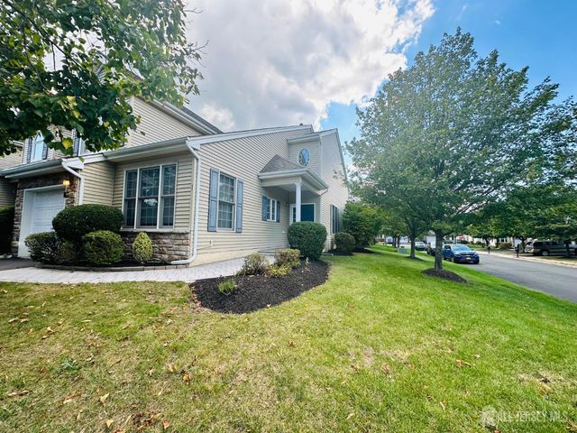 1 Silcox Pl, Somerset, NJ 08873