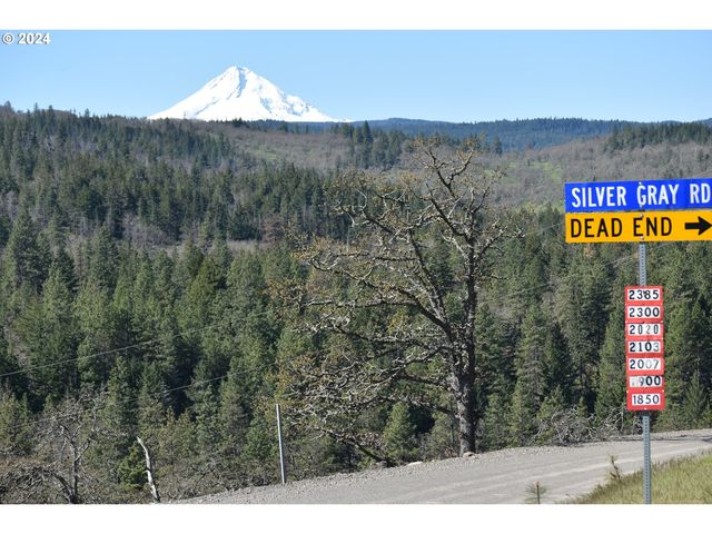2385 Silver Gray Rd, Mosier, OR 97040