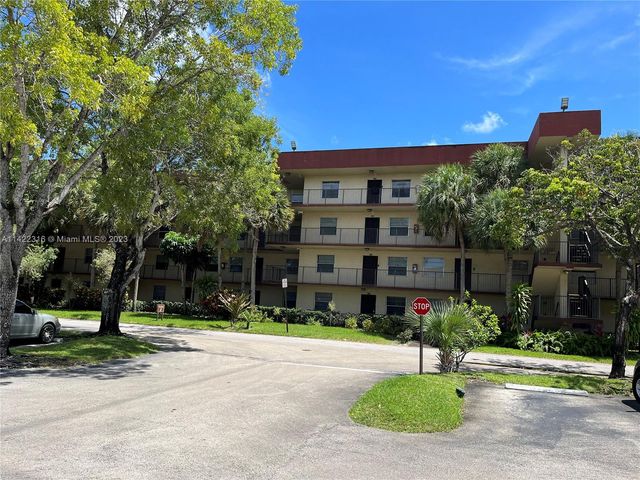 3361 NW 47th Ter #421, Lauderdale Lakes, FL 33319