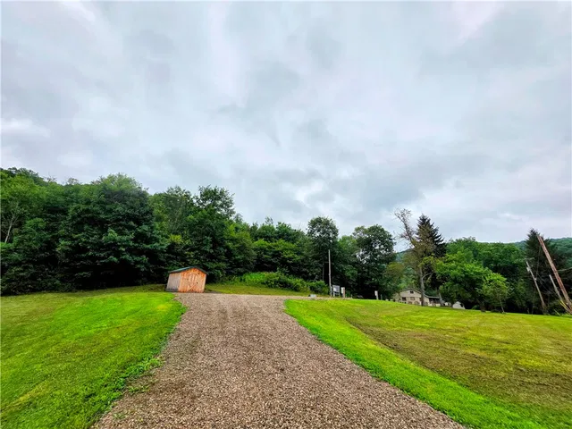 600 Telescope Rd, Bingham, PA 16948
