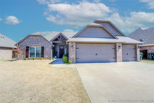 13735 N  130th Ave E, Collinsville, OK 74021