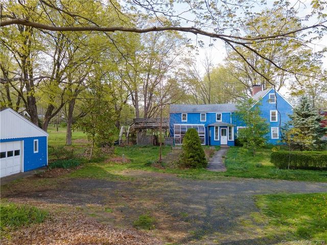 58 Old Post Rd, Northford, CT 06472