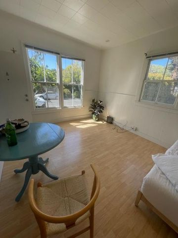 510 E  Victoria St #A, Santa Barbara, CA 93103