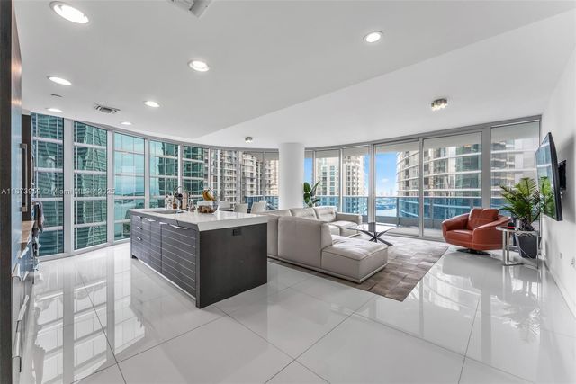 200 Biscayne Boulevard Way #3601, Miami, FL 33131