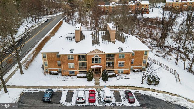 14221 Dove Creek Way #101, Sparks, MD 21152