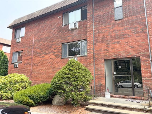 24 Faxon St #4, Stoughton, MA 02072