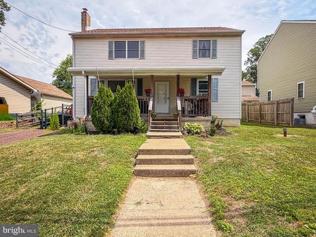 478 Cedar Ave, Trevose, PA 19053